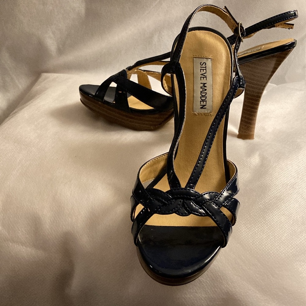 Steve Madden - Navy Blue Sling Back Patent Leather Platform Shoes - Sz 6